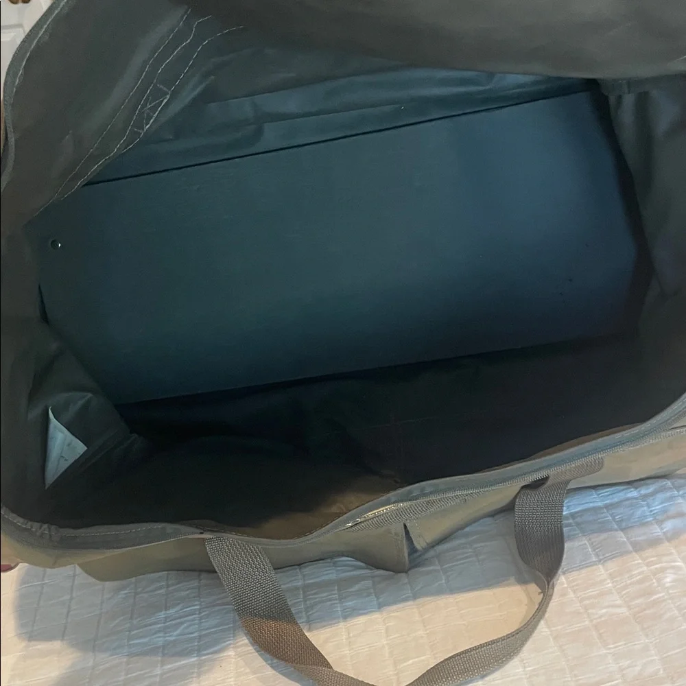 Vintage American Tourister Duffle Bag Olive Green nylon Weekender luggage travel
